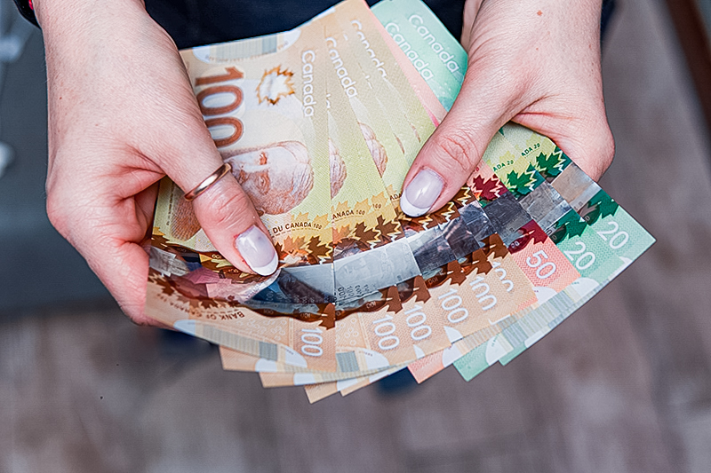 Wisselen van Canadese dollars 